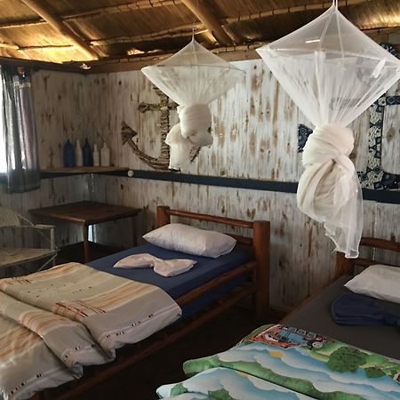 Baobab Beach Lodge And Backpackers Віланкулуш Екстер'єр фото