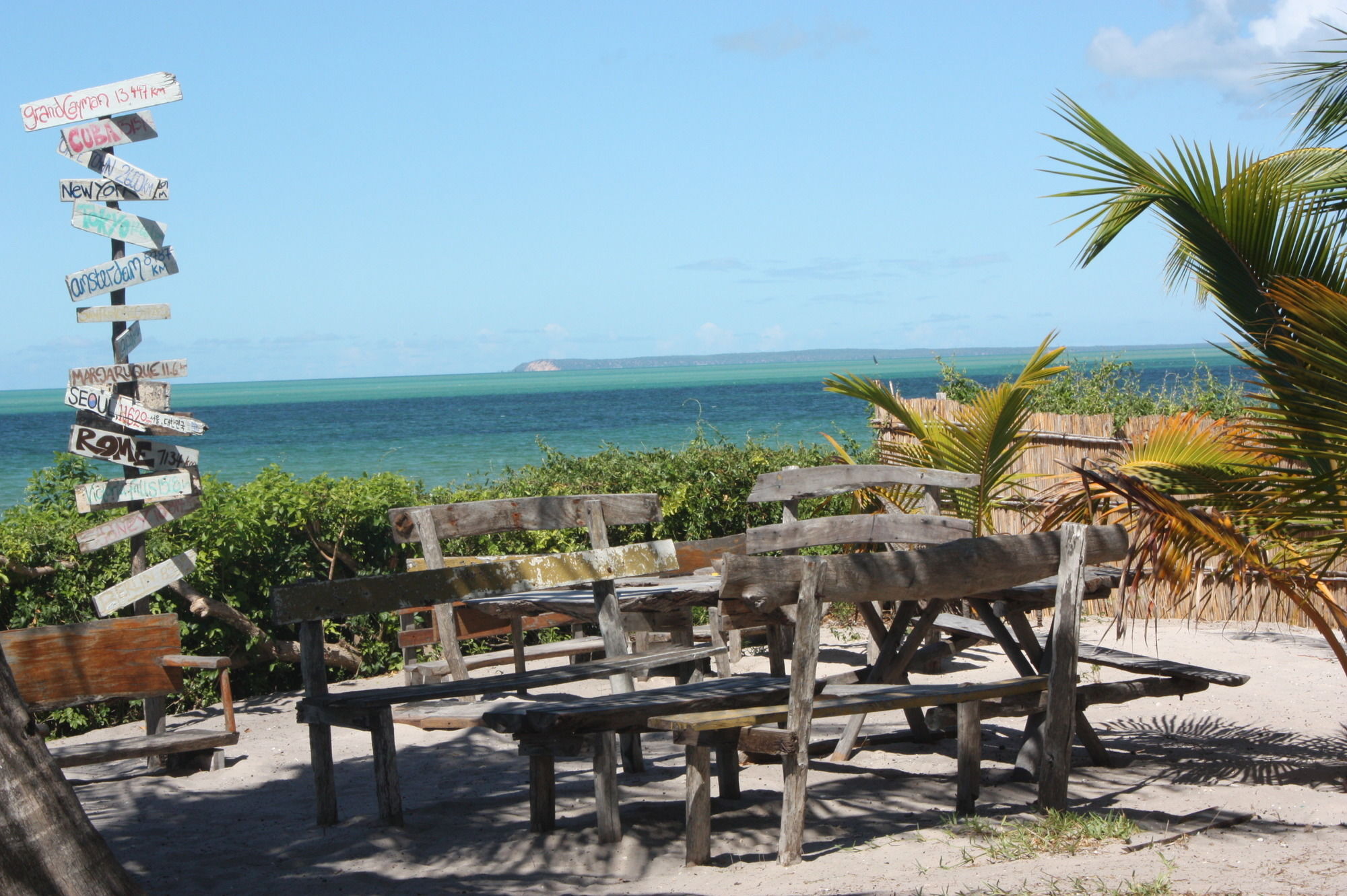 Baobab Beach Lodge And Backpackers Віланкулуш Екстер'єр фото