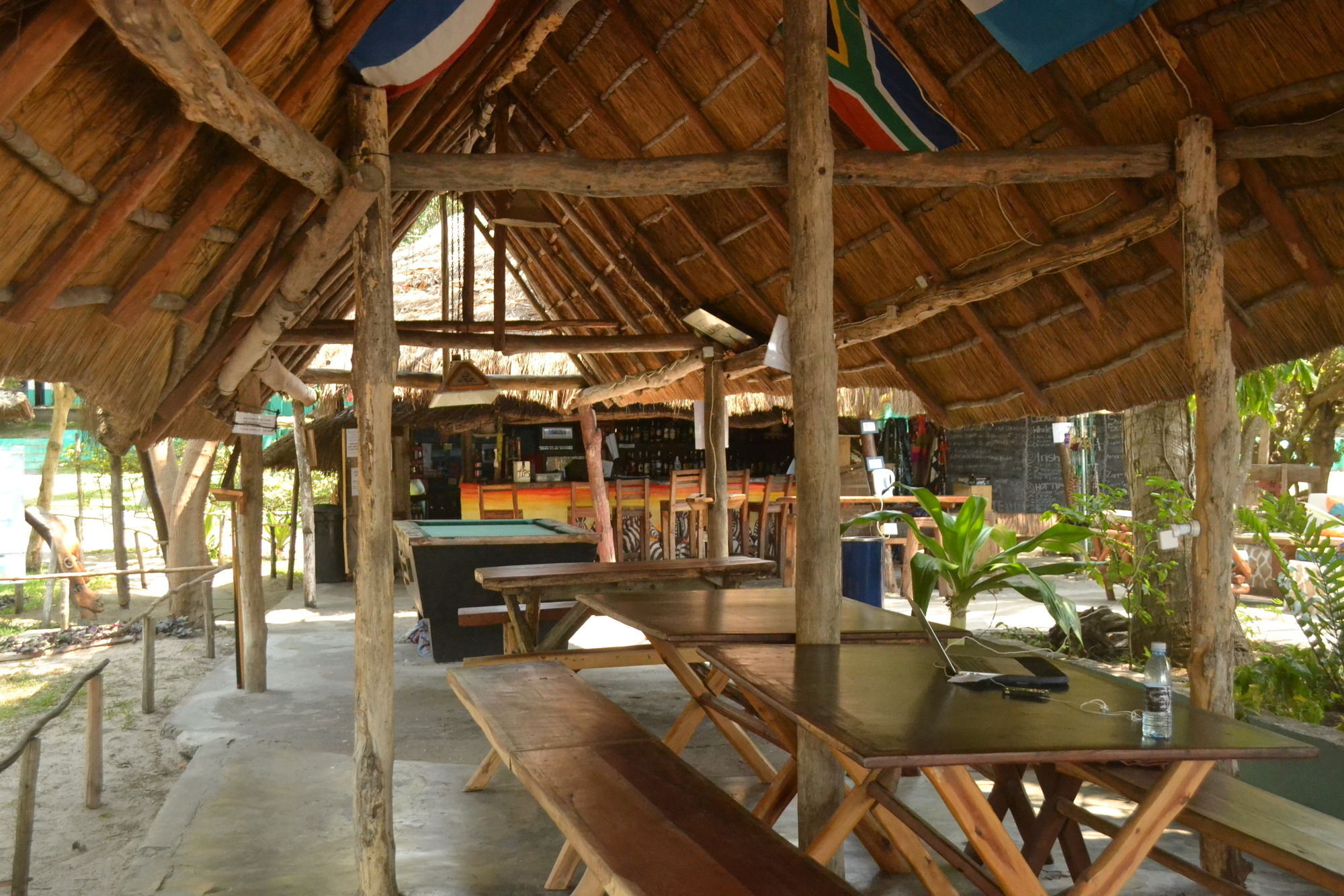 Baobab Beach Lodge And Backpackers Віланкулуш Екстер'єр фото