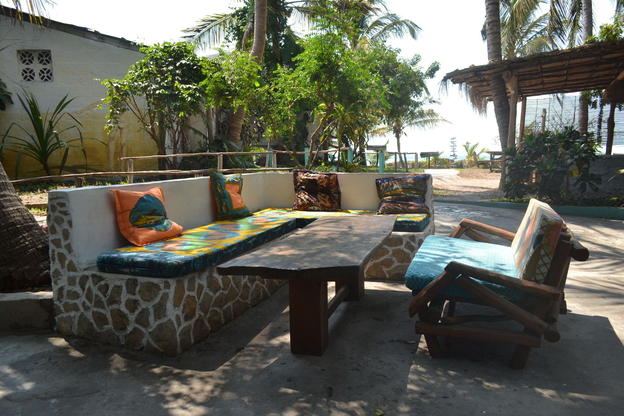 Baobab Beach Lodge And Backpackers Віланкулуш Екстер'єр фото