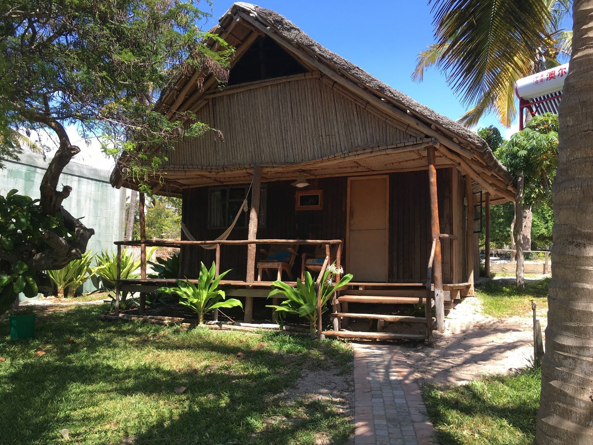 Baobab Beach Lodge And Backpackers Віланкулуш Екстер'єр фото